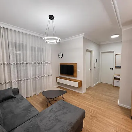 Modern Sea View With Balcony And Walking Distance To The *