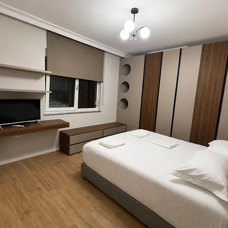 Modern Sea View With Balcony And Walking Distance To The * Durres